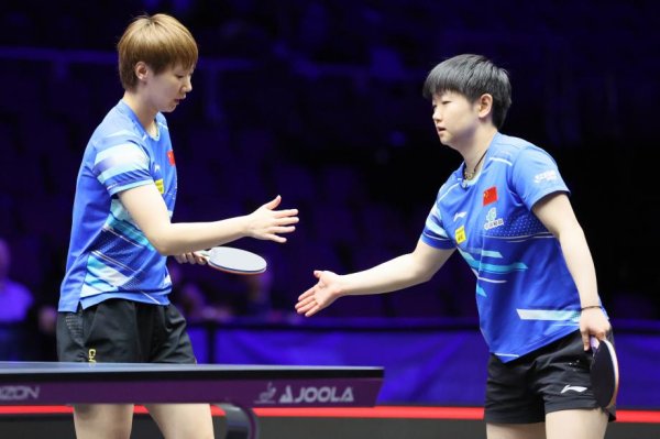 WTT美国四项冠军-孙颖莎/王曼昱首秀3-0横扫晋级下一轮