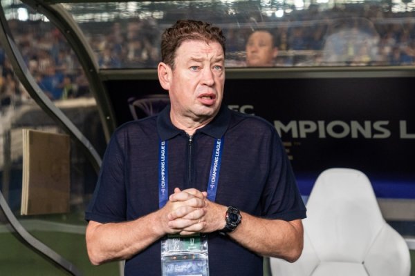 八月魔鬼赛程或成争冠分水岭！斯卢茨基：玉昆不容小觑 要力拼3