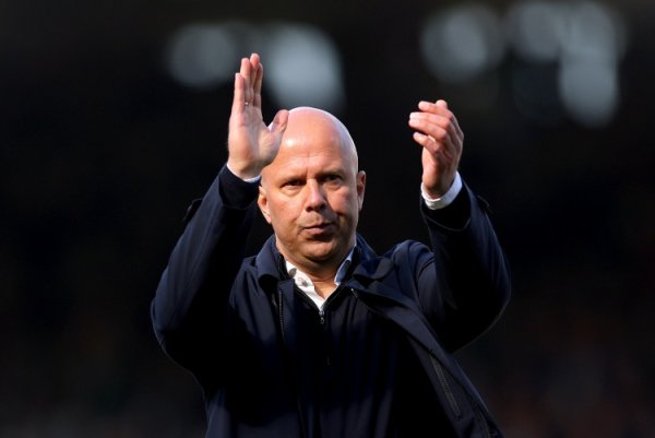 斯洛特谈夏窗豪购：超出预期，但英国人不知道俱乐部也会出售球员