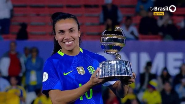 准总决赛    传射&总决赛  连进两球！玛塔当选本