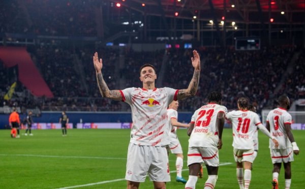 天空：纽卡已提高对塞斯科的报价，报价约8000万欧固定+附加