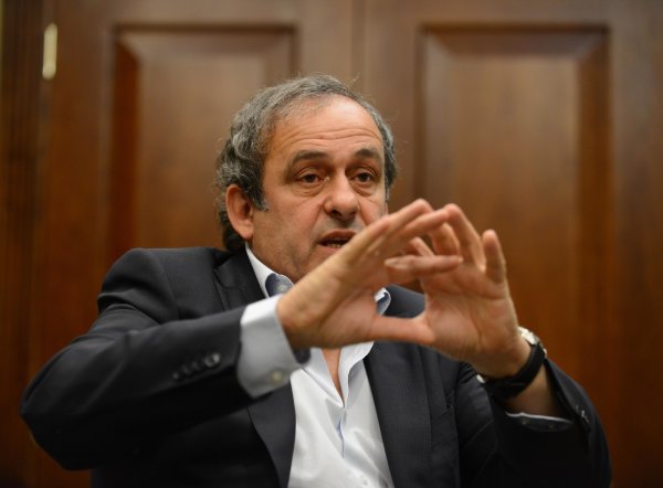 普拉蒂尼：我当FIFA主席就不会有VAR FIFA拿钱给我我