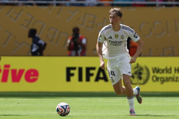 记者：赫伊森可能缺战尤文，目标是赶上国家德比