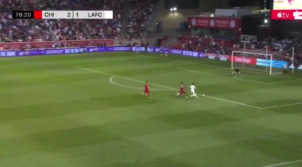 登场仅17分钟⚡孙兴慜美职联首秀超越奔袭造点，助洛杉矶FC扳