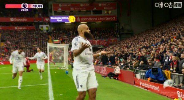 二十多年来罕见！曼联vs利物浦半场两队已经三次击中门框