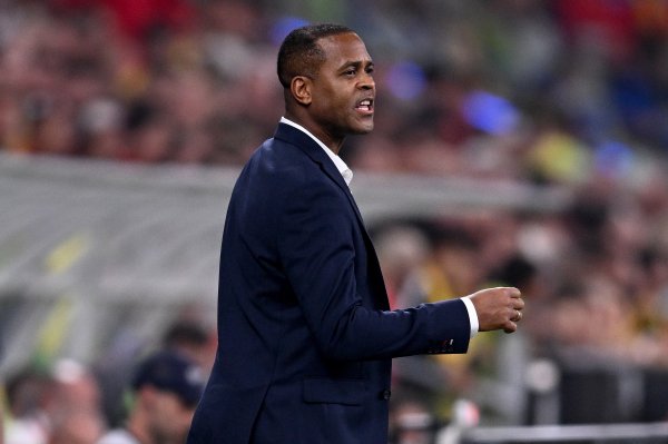 古代足球    报：印尼队失败的“选帅秀”，过度看重名气而非