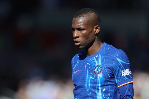 邮报：现有阵形    已足够强大，切尔西不会在杰克逊离队后寻