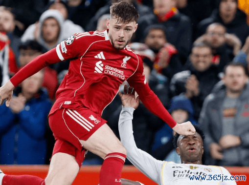 谁还想阿诺德? 替身一遇皇马就爆发! 锁死3.3亿双星 6万