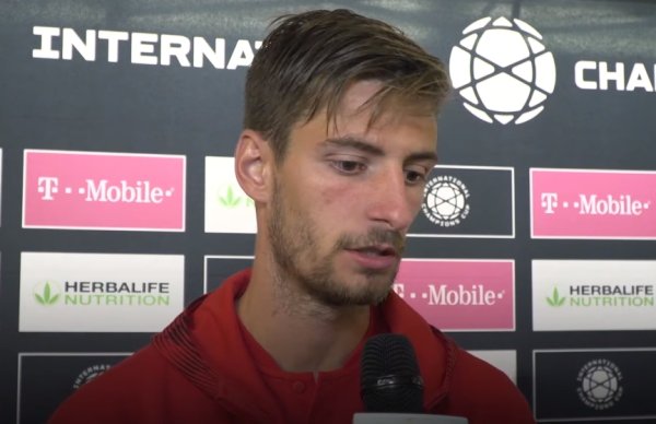 加比亚：指导教练员让我们保持清醒和冷静，获胜  会带来动力但