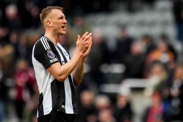 丹-伯恩谈顶球：这种得分  大概100次才有一次，这是一个漂