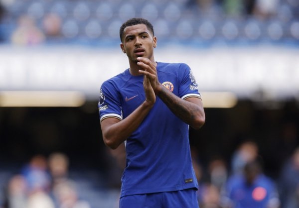 不恐慌性引援！TA：切尔西今夏不签新中卫，高层坚信阵形   