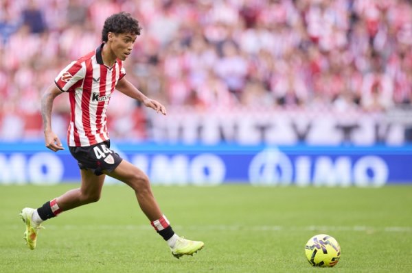 18岁新星闪耀毕巴！西班牙中场球员塞尔顿一周内完成欧冠和西甲